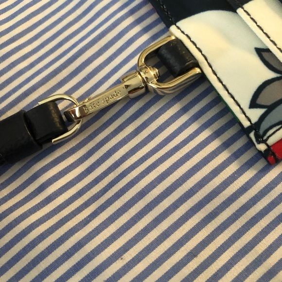 New Kate spade ♠️ Card Case - Picture 3 of 6